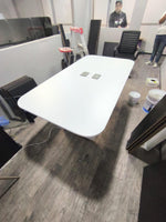 Mesa para sala de juntas 6 personas Melamina 170 x 90 cms Con contactos USB