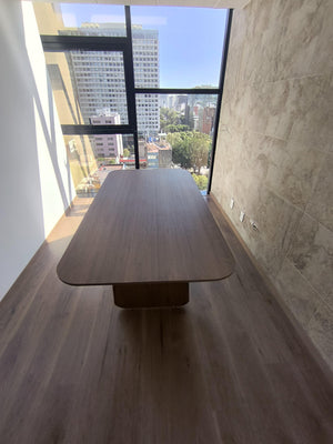 Mesa para sala de juntas 8 personas 2.40x1.10mts